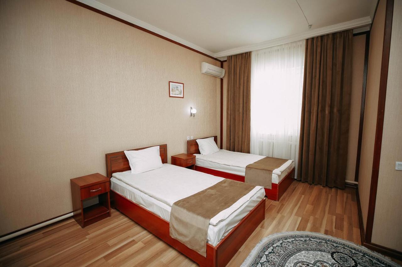 Fayz Hotel Yrgench Exterior foto